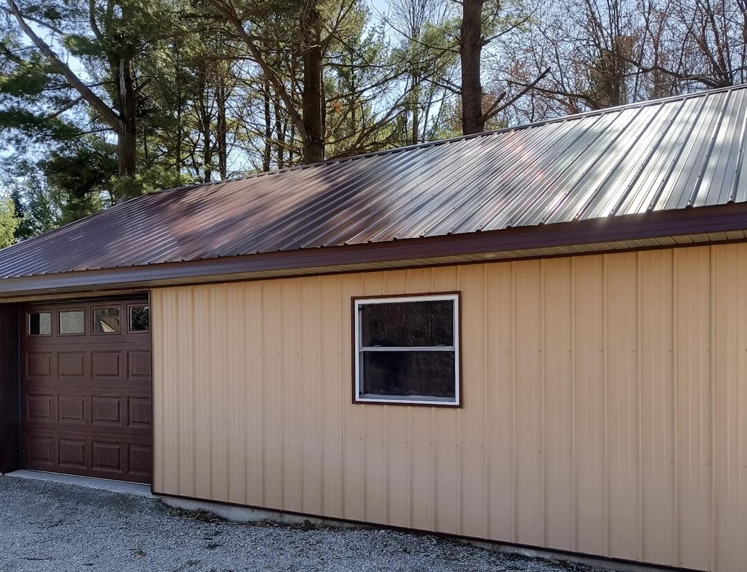 SOS Remodeling & Construction - Garages and outbuildings